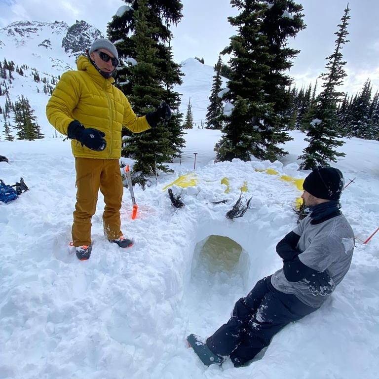 estudi y trabaja en canada whistler